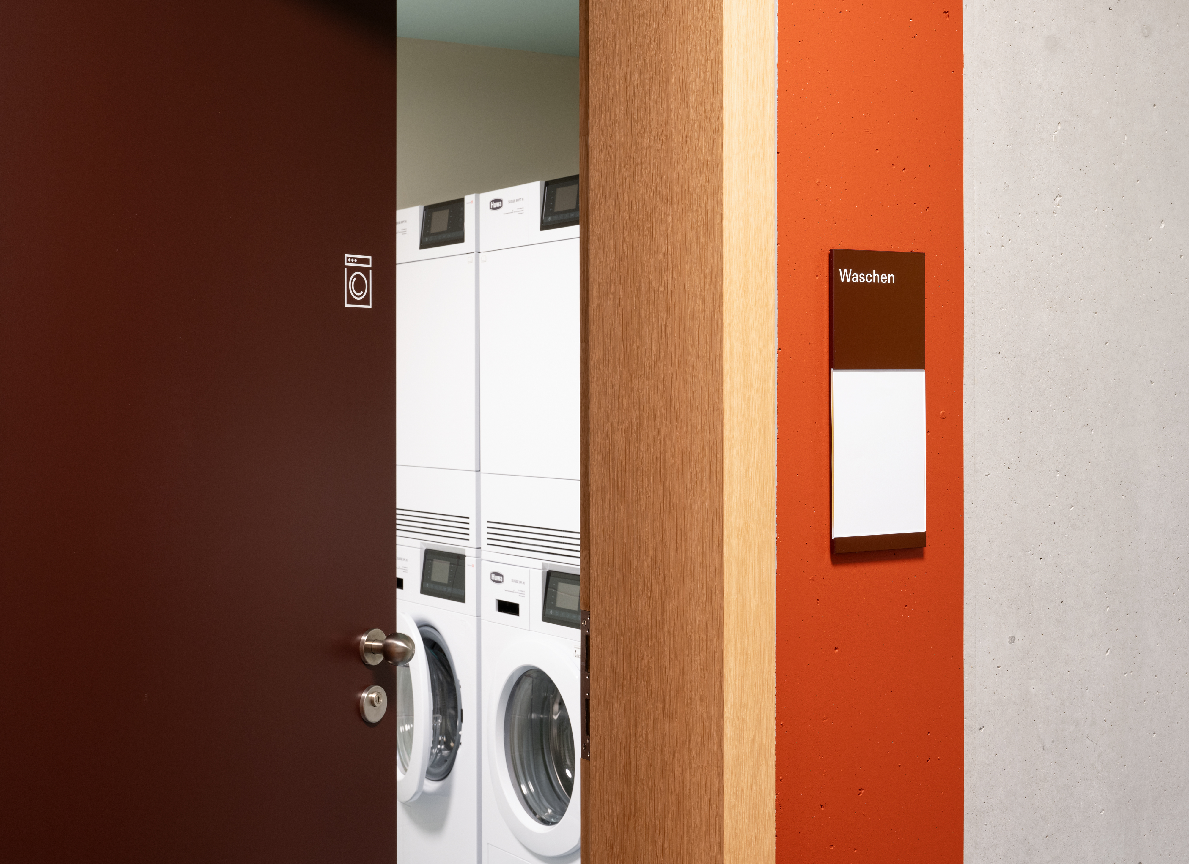 Signaletik Neubau Glaubten-Areal Zürich Waschraum